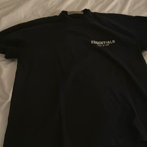 Black essentials tee